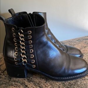 Nursace Italian Leather Booties